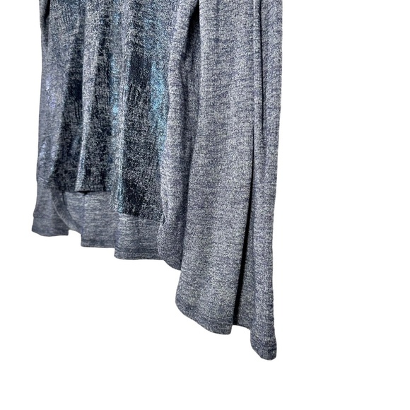 Women's | Seven7 | Blue Metallic Shimmery Long Sleeve V-Neck Flowy Top - Picture 3 of 9